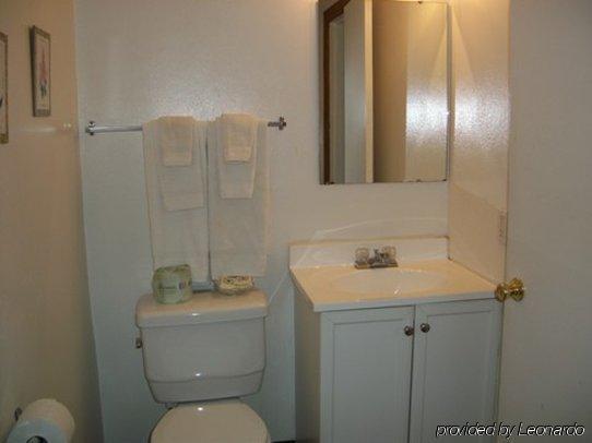 Ontario Inn Motel 2*